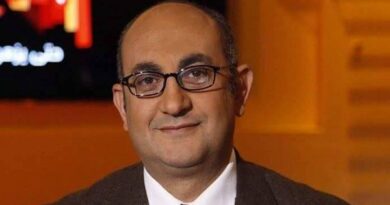 خالد علي: القبض على وفاء المصري ومحمد أبو الديار وحنان الطنطاوي.. والعوضي: حبس أصحاب الكلمة لن يصنع استقرارًا بل يخلق احتقانًا ويبعث برسائل قاسية خالد علي: القبض على وفاء المصري ومحمد أبو الديار وحنان الطنطاوي.. والعوضي: حبس أصحاب الكلمة لن يصنع استقرارًا بل يخلق احتقانًا ويبعث برسائل قاسية