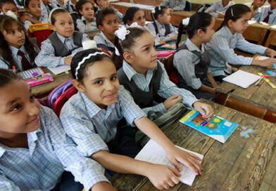 «ورطة القرارات المتأخرة».. تعطيل الدراسة في مدارس القاهرة والجيزة بعد ذهاب الطلاب لمدارسهم وبيان من التعليم لحل الأزمة «ورطة القرارات المتأخرة».. تعطيل الدراسة في مدارس القاهرة والجيزة بعد ذهاب الطلاب لمدارسهم وبيان من التعليم لحل الأزمة