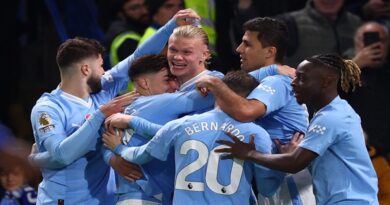 مانشستر سيتي يتوج بكأس الاتحاد الإنجليزي بعد فوزه على تشيلسي مانشستر سيتي يتوج بكأس الاتحاد الإنجليزي بعد فوزه على تشيلسي
