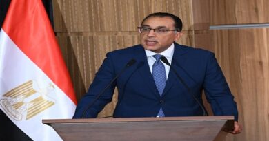 رئيس الوزراء يشهد انطلاق التشغيل التجاري لمحطة البحر الأحمر لتداول الحاويات بميناء السخنة