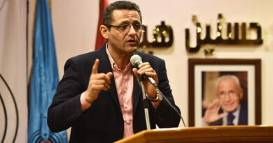 “الصحفيين” تعقد جلسة نقاشية حول لائحة القيد الجديدة وميثاق الشرف الصحفي المقترح “الصحفيين” تعقد جلسة نقاشية حول لائحة القيد الجديدة وميثاق الشرف الصحفي المقترح