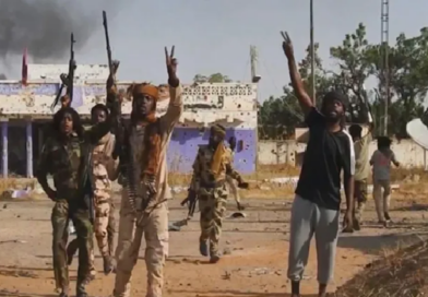 نحو مواجهة مبدئيَّة للجنجويد.. حين تتصرف بعض الأطراف بمنطق “استثمار الأزمة” وتتعامل بذات النهج “الميلشياوي”