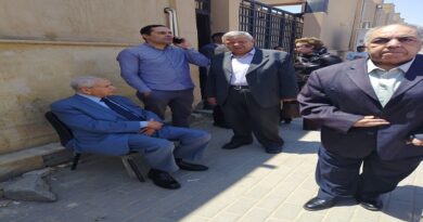 وفد من شخصيات عامة ورؤساء أحزاب ومحامين يقدم مذكرة للنائب العام بشأن المحبوسين على ذمة قضايا رأي