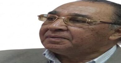 وداعًا محمد عبدالسلام البربري.. رسائل حزينة بعد رحيل القيادي العمالي: ترك ميراثًا يخلّد سيرة رجل عاش شريفًا وناضل بإخلاص وداعًا محمد عبدالسلام البربري.. رسائل حزينة بعد رحيل القيادي العمالي: ترك ميراثًا يخلّد سيرة رجل عاش شريفًا وناضل بإخلاص