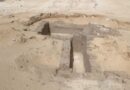 كشف أثري بجبل الطير بالمنيا يعيد رسم ملامح العمارة الجنائزية في مصر القديمة.. والآثار: عثرنا على مقبرتين من العصر العتيق  