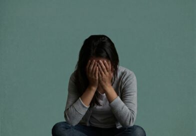 ثمن الصمت.. كيف تؤثر الوصمة الاجتماعية على الصحة النفسية للناجيات؟